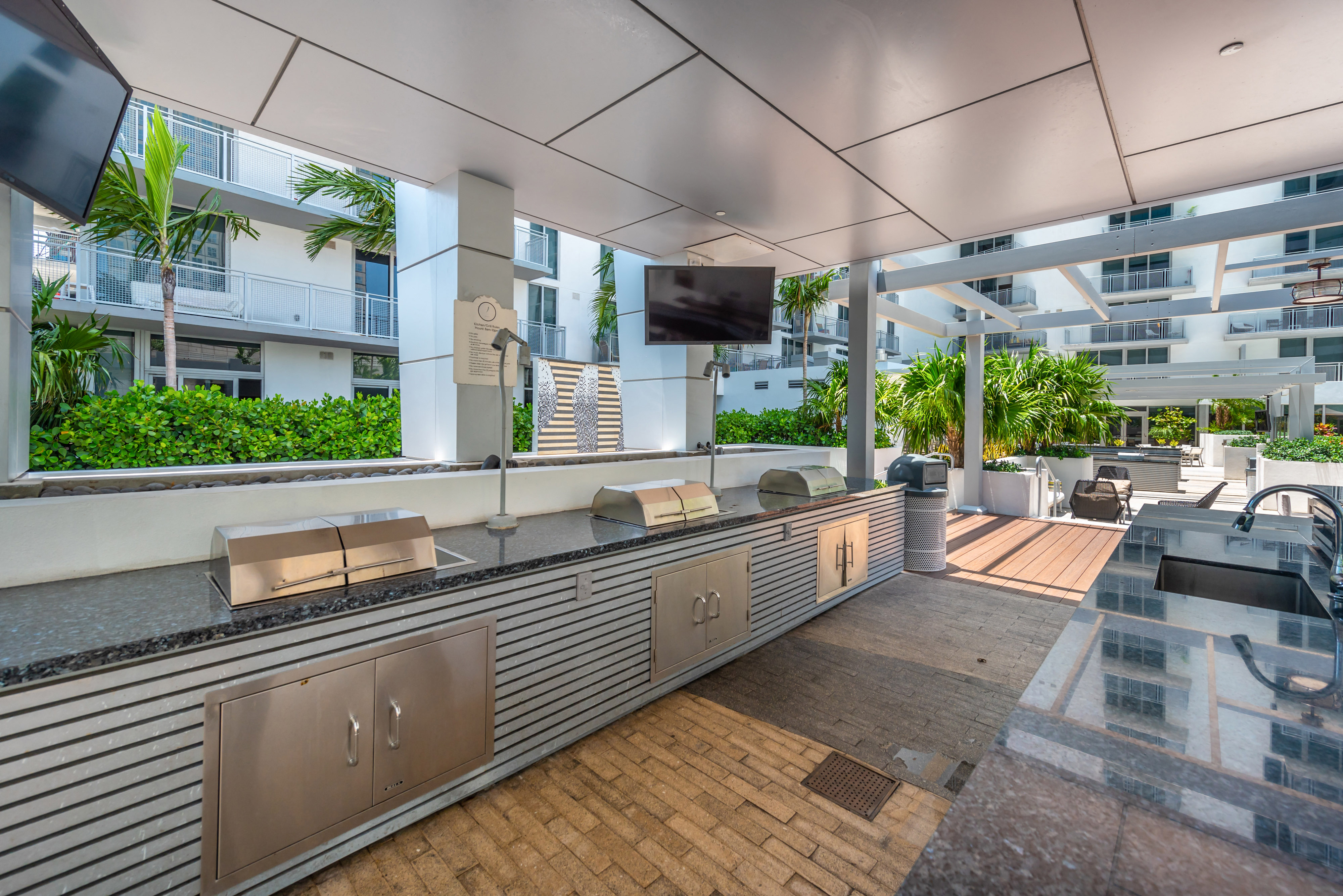 Monarc Outdoor Kitchen